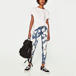 Zara | Bleach Distressed Jeans
